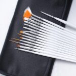 Zestaw pędzli do zdobień w etui - obrazek 2